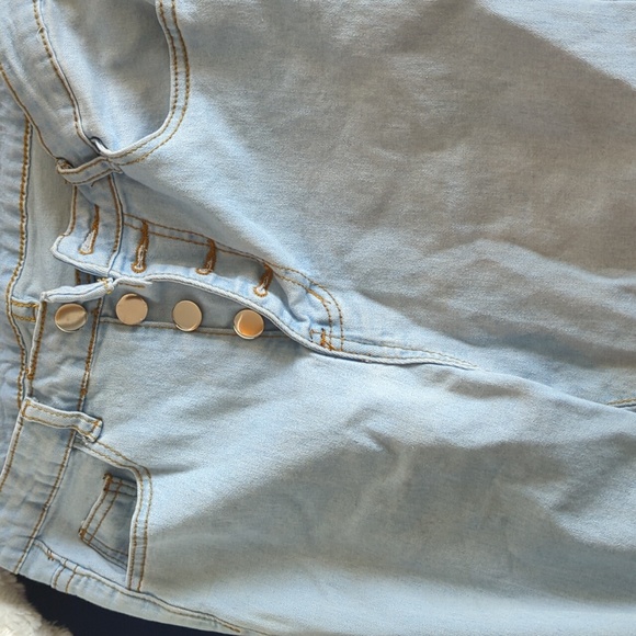 Shein high waisted jeans - Picture 2 of 3